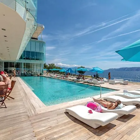 Apartment Awesome In With Outdoor Swimming Pool, Wifi And Swimming Pool
