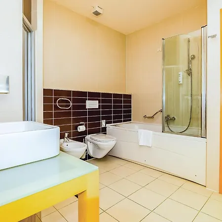 Awesome In With Outdoor Swimming Pool, Wifi And Swimming Pool Apartment