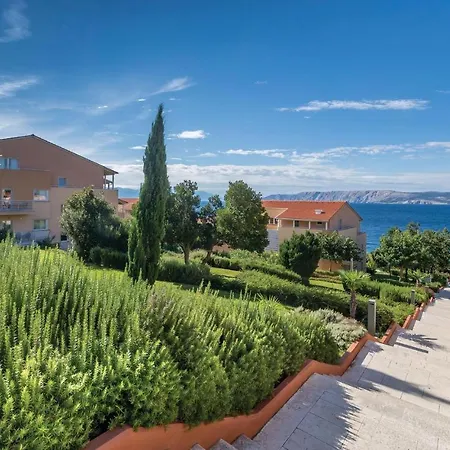 Apartment Awesome In With Outdoor Swimming Pool, Wifi And Swimming Pool *