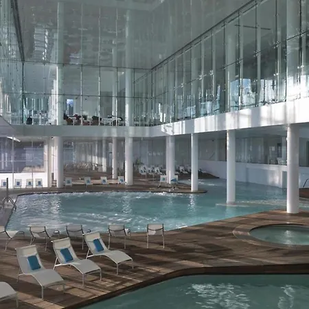 Awesome In With Outdoor Swimming Pool, Wifi And Swimming Pool *